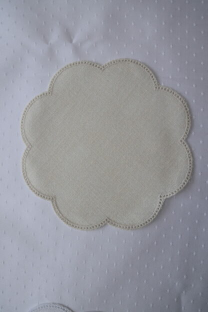 Anhäkel-Blüte, Beige